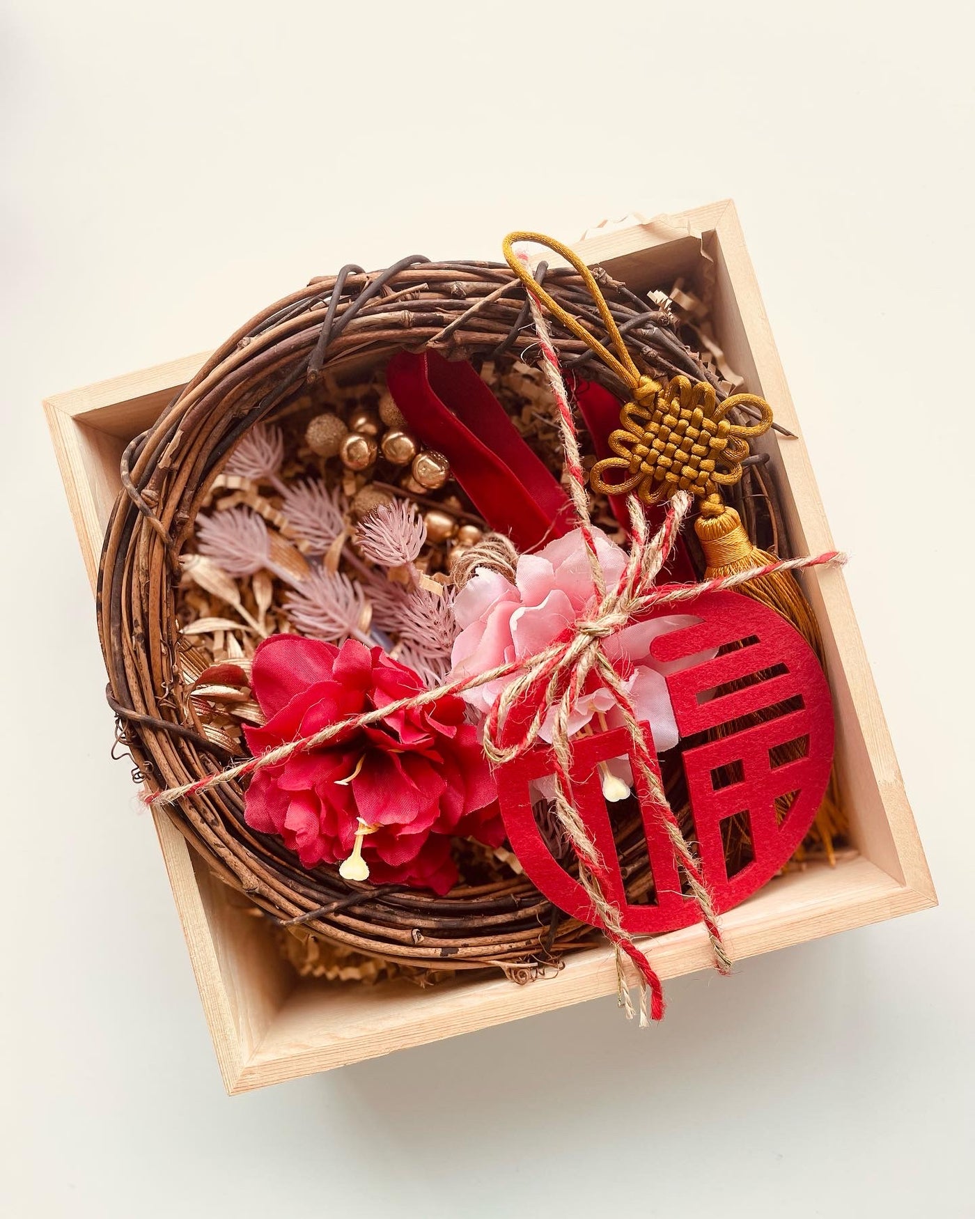 CNY theme wreath making kit in wooden box